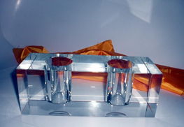 璀璨华章 水晶酒店用品——从果盘到工艺品的奢华艺术与商业考量